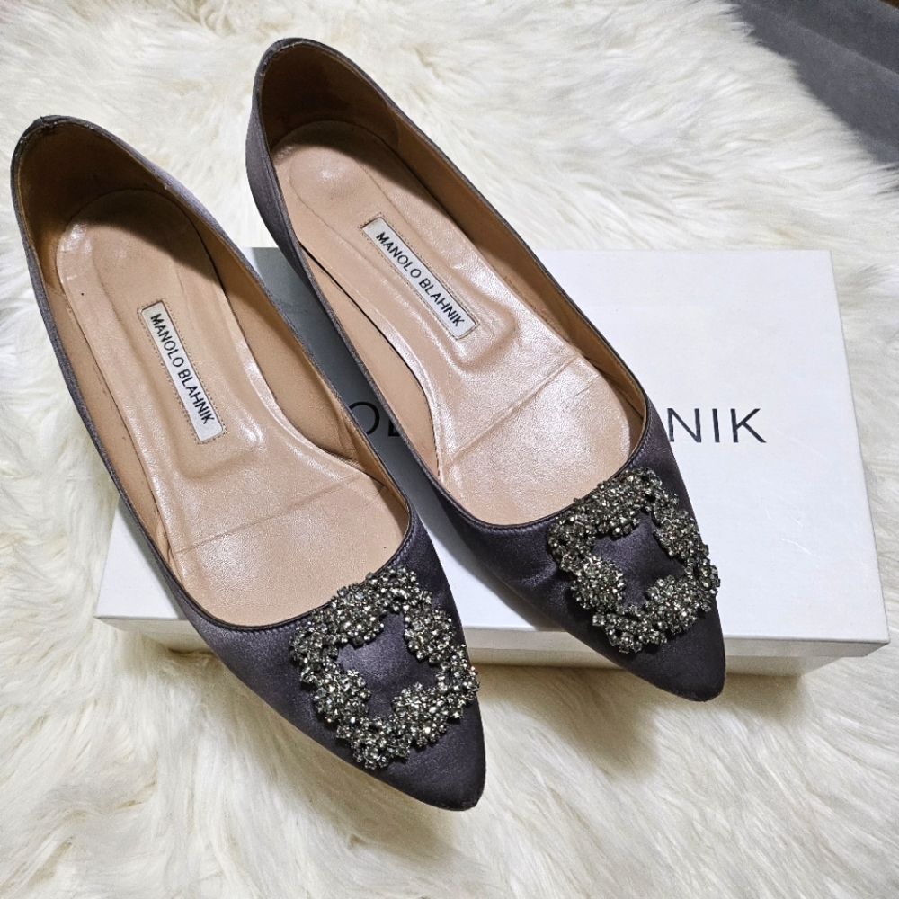 Manolo Blahnik Hangisiflat Gray Size 39.5